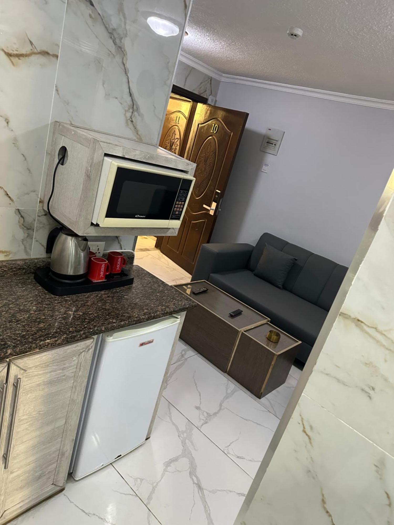 Arwahotel Apartments اروى للشقق الفندقية Άκαμπα Εξωτερικό φωτογραφία